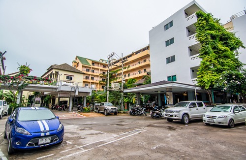 Central Pattaya Hotel | Sutus Court 2