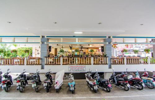 Central Pattaya Hotel | Sutus Court 5
