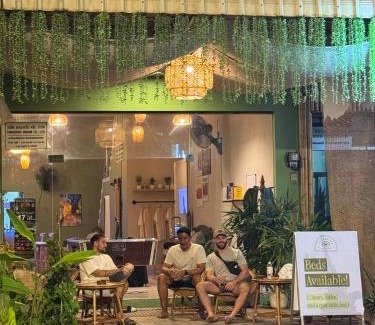 Thong Sala Hostel | Tangerine Dream