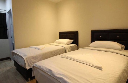 Phra Borom Maha Ratchawang Hostel | 19 m² Hostel ∙ 2 guests