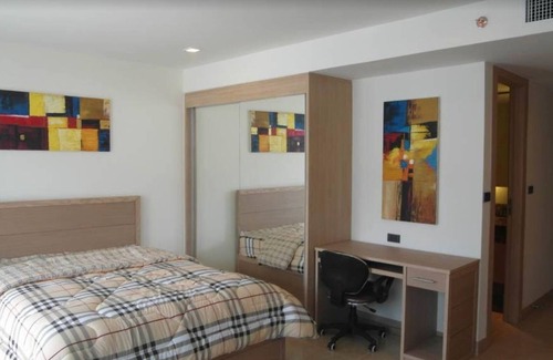 Pratumnak Hill Condo | The Cliff Condominium Floor 10th Number 1007