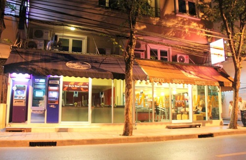 Embassy District Hotel | The Inn Saladaeng