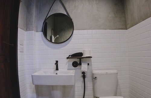 Samsen Nai Hostel | The LOCAL Ari - Hostel