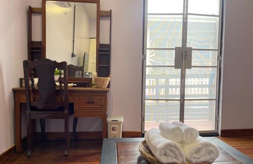 Bang Phra Hostel | The Memory Hostel