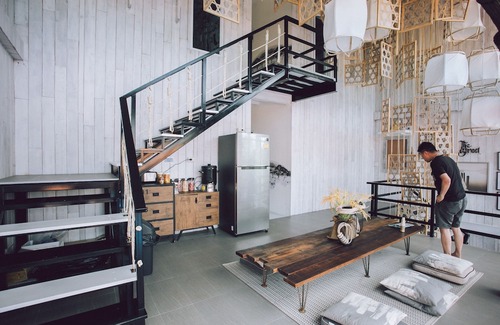 Satun Hotel | The Street Hostel