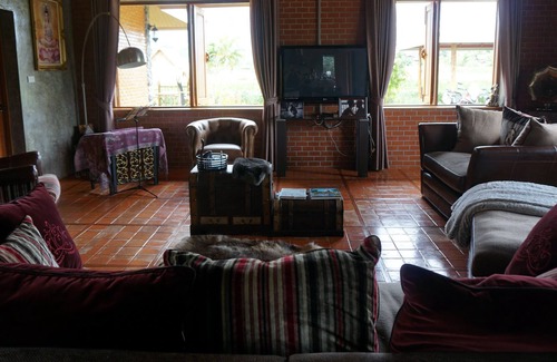 Chiang Dao Hotel | The Wes Village