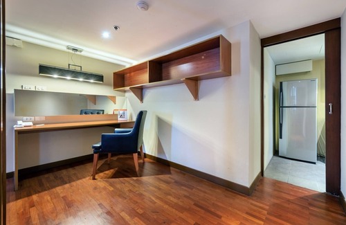 Thung Maha Mek Apartment | Two Bedroom Residence is a home away home.