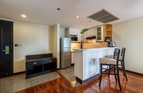 Thung Maha Mek Apartment | Two Bedroom Suite