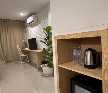 Bang Kruai Hostel | Vanilla house