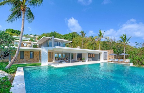 Choeng Mon Villa | Villa ∙ 5 bedrooms ∙ 13 guests