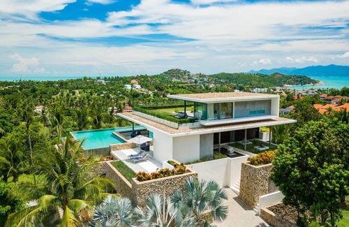 Choeng Mon Villa | Villa ∙ 6 bedrooms ∙ 12 guests