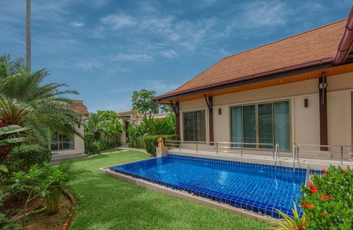 Rawai Villa | Villa Balai by TropicLook