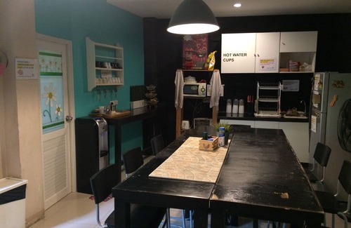 Khlong Toei Hostel | VX The Fifty - Hostel