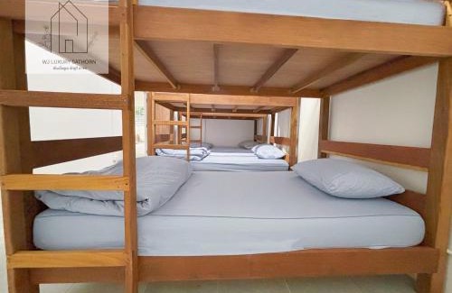 Thung Maha Mek Hostel | WJ Luxury Sathorn