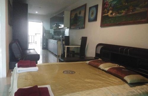 North Pattaya Apartment | Wongamat Privacy Apartment for 1-6 People