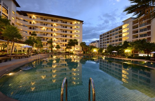 North Pattaya Hotel | Wongamat Privacy Residence, Pattaya
