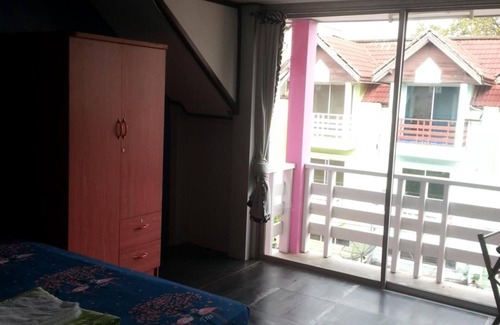 Cha-am House | Yai Shop & Rooms