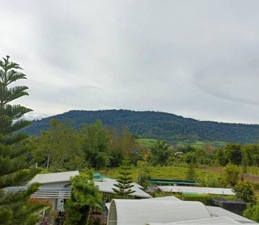 Khao Kho Resort | กัลยา ณ มิสต์ เขาค้อ