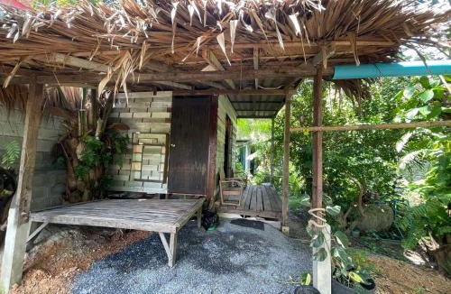 Songkhla House | นอกท่องคอฟฟี่ Nok Thong Coffee