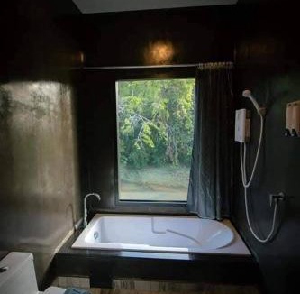 Huai Yot Hotel | นาธาริเวอร์ไซด์