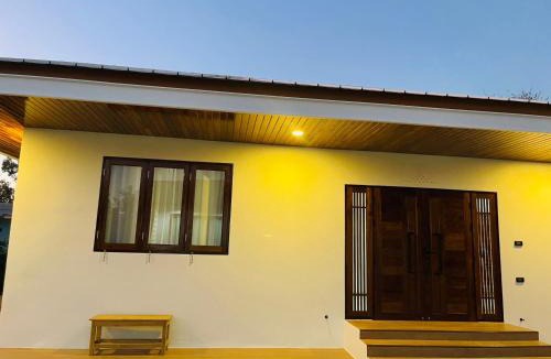 Bung Khong Long House | บ้านข้าวหอม บึงโขงหลง
