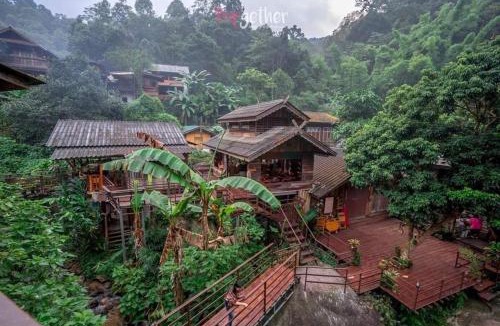 Mae Kampong House | บ้านป้อหลวงแม่หลวง แม่กำปอง Baanporluangmaeluang Maekampong