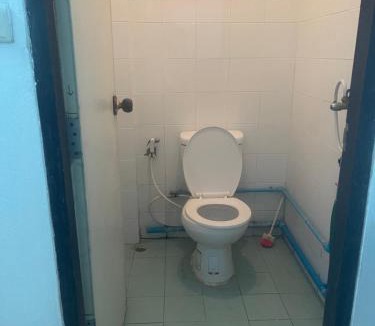 Wat Ket Apartment | บ้านพักทองสุข