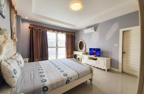 Hua Hin Villa | บ้านพักหัวหิน 15-25 คน พร้อมสระว่ายน้ำส่วนตัว