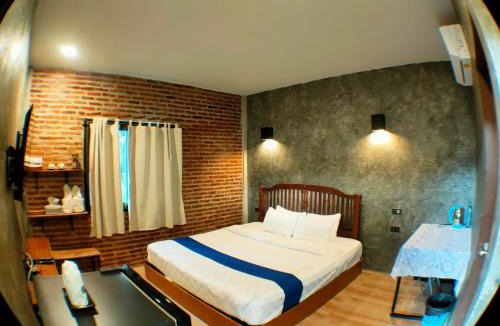 Mae Suai House | บ้านพักเรือนแก้ว แม่สรวย
