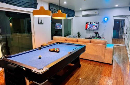 Bang Lamung Villa | บ้านลิน พูลวิลล่า พัทยา