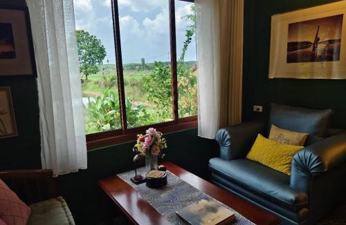 Kantharalak Villa | บ้านสวน อัครา