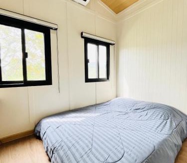Ongkharak House | บ้านเขาล้อมนครนายก Baan Khao Lom