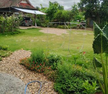 Nong Chaeng Hotel | บ้านแม่โฮมสเตย์