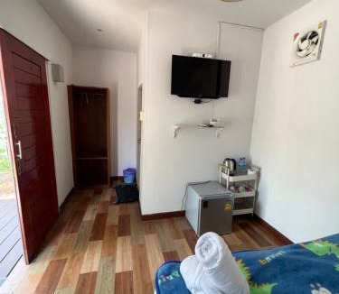 Ban Phai Hotel | รุ่งเรืองรีสอร์ท3