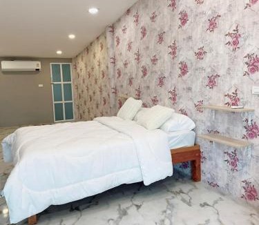 Na Thawi Hostel | ศรินทร์ห้องพักนาทวี