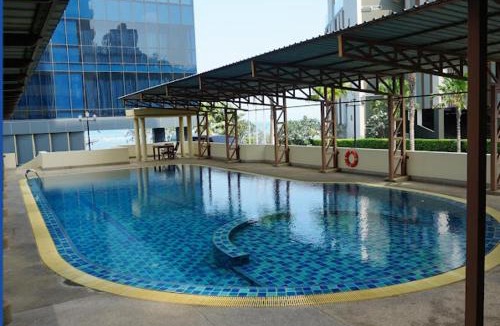 Tha Thaewawong House | ศรีราชาเบย์วิว
