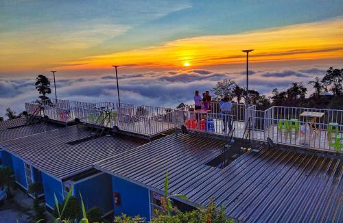 Phetchabun Resort | สเตชั่นภูทับเบิก-บ้านดาดฟ้าทะเลหมอก