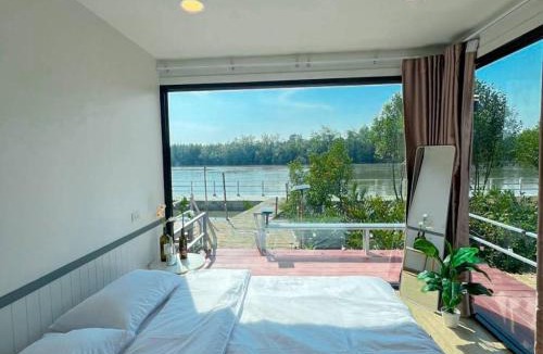 Ban Laem House | หลานย่าโฮมสเตย์ บางตะบูน