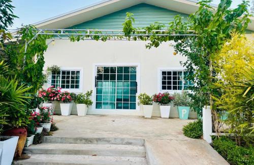 Ban Dung House | หลัง 2 เฌอเฌอ การ์เด้น เฮาส์ ที่พักคำชะโนด
