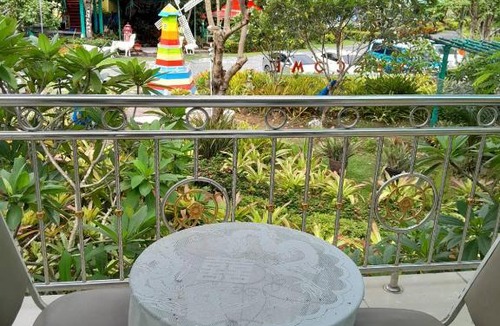 Sarika Hotel | อุ่นเรือน รีสอร์ท