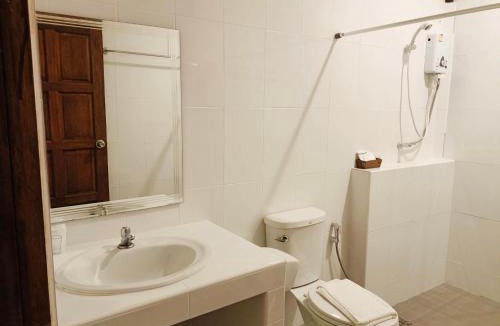 Sai Yok Hotel | เพชรมณีกาญจน์ บีช รีสอร์ท