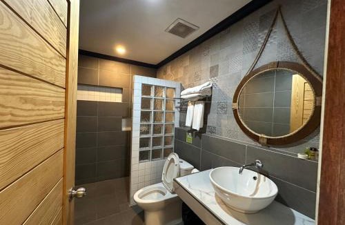 Ko Phi Phi Hotel | โรงแรมชาวเกาะพีพี Chaokoh Phi Phi Island