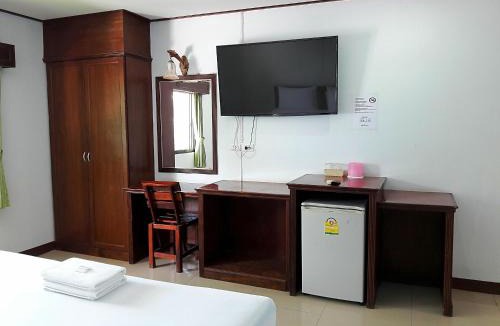 Nakhon Ratchasima Hotel | โรงแรมฟ้าพราวฝน Fah Proud Fon Hotel
