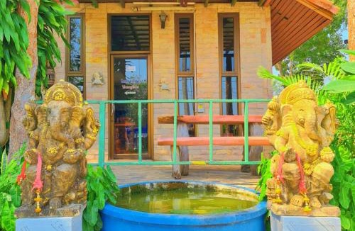 Prachinburi Hotel | โรงแรมวรรณิดา การ์เด้น รีสอร์ท