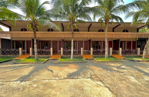 Tha Bo Hotel | โรงแรมแสงทองรีสอร์ท