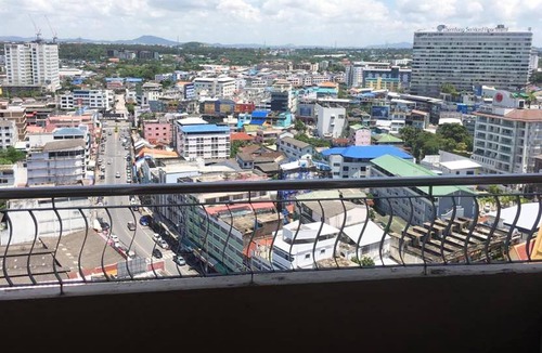 Si Racha Condo | 1 bedroom condo located in the heart of Sriracha.