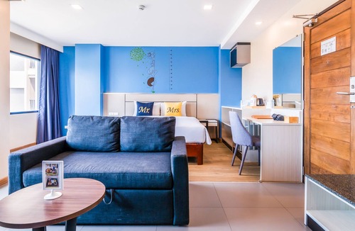 Pong Apartment | 1 BR Family Suite Jomtien Beach W/Seafood Market