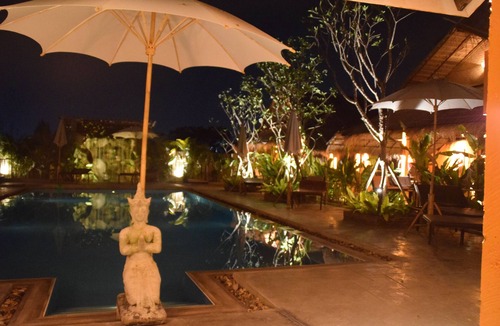 Chiang Mai House | #1 DRAMATIC BUNGALOW WITH 2 SALT WATER POOLS AND WATERFALLS