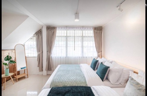Khlong Ton Sai Apartment | 100 m² Apartment ∙ 2 bedrooms ∙ 10 guests
