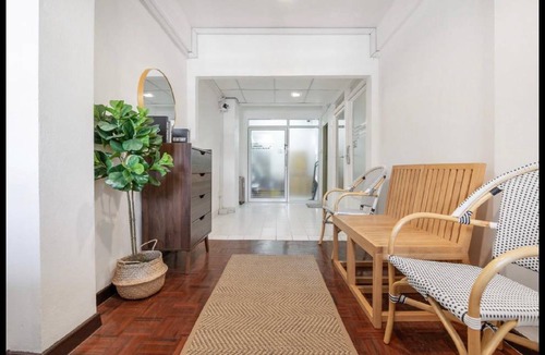 Khlong Ton Sai Apartment | 100 m² Apartment ∙ 2 bedrooms ∙ 10 guests